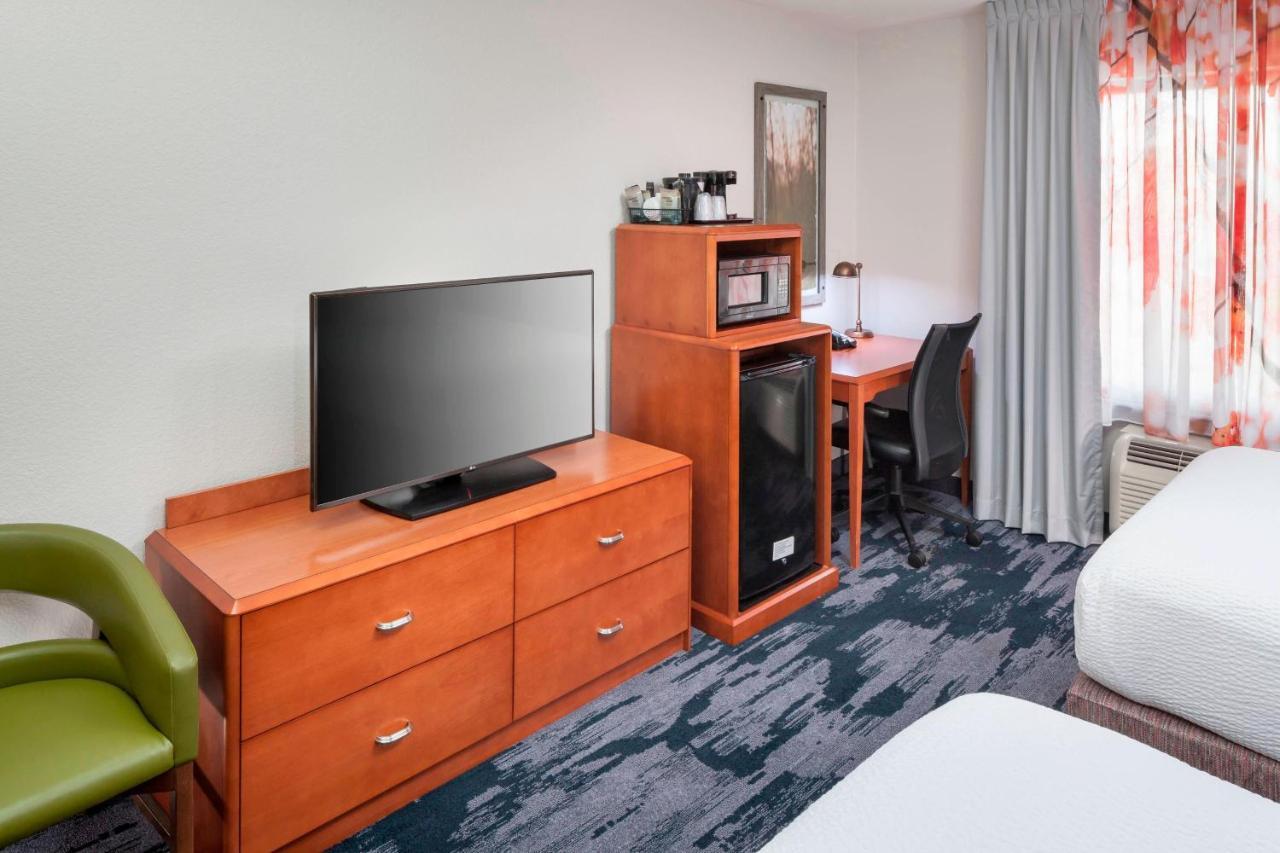 Fairfield & By Marriott Parmer Tech Ridge